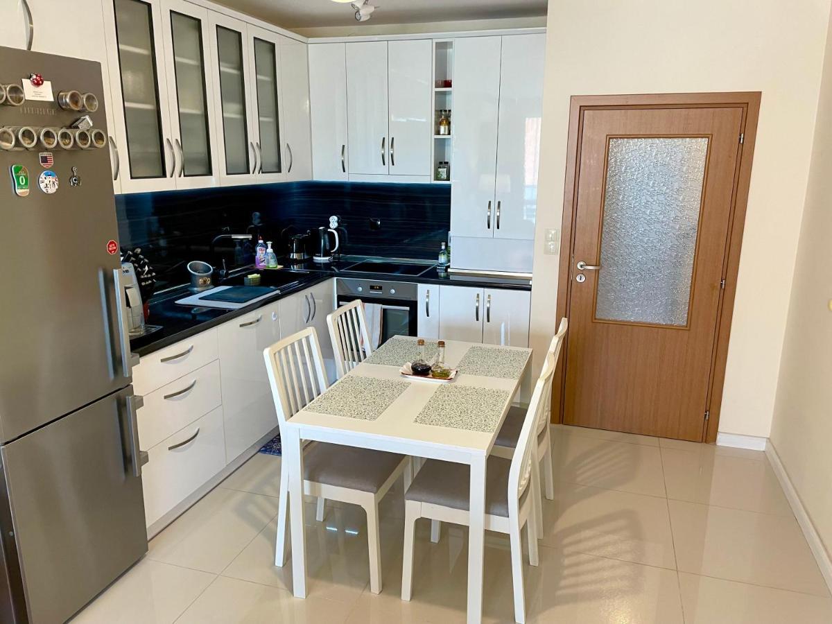 Astoria Apartment Veliko Tarnovo Exterior photo