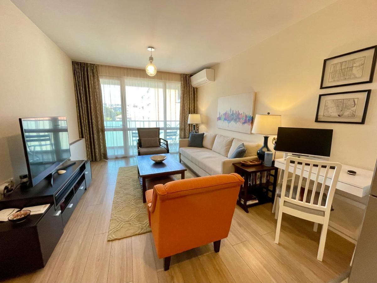 Astoria Apartment Veliko Tarnovo Exterior photo