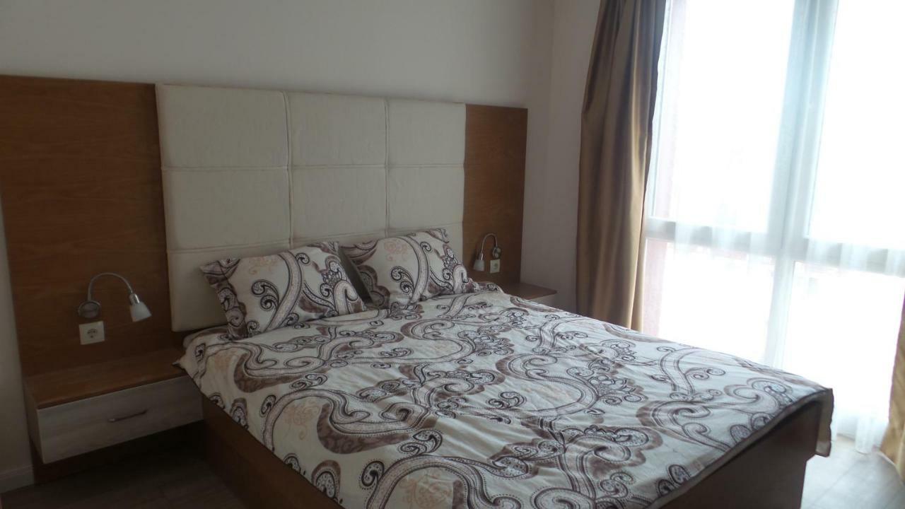 Astoria Apartment Veliko Tarnovo Exterior photo