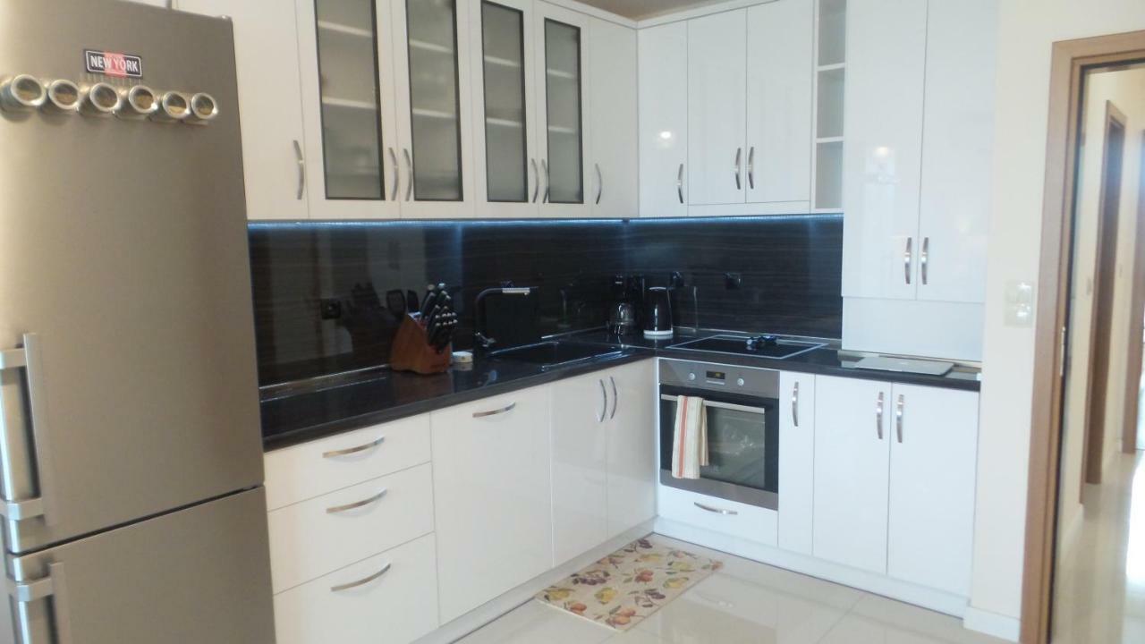 Astoria Apartment Veliko Tarnovo Exterior photo