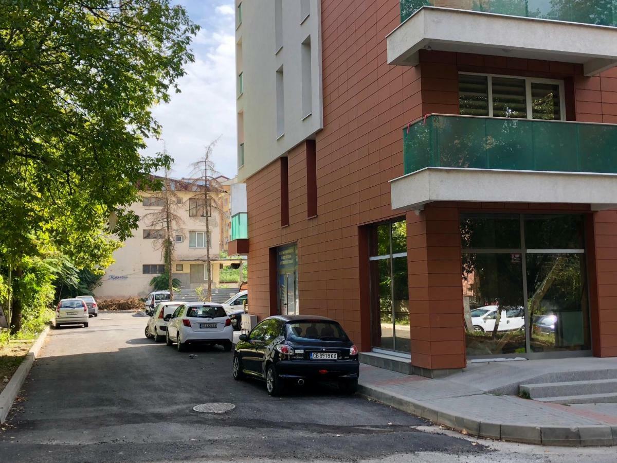 Astoria Apartment Veliko Tarnovo Exterior photo